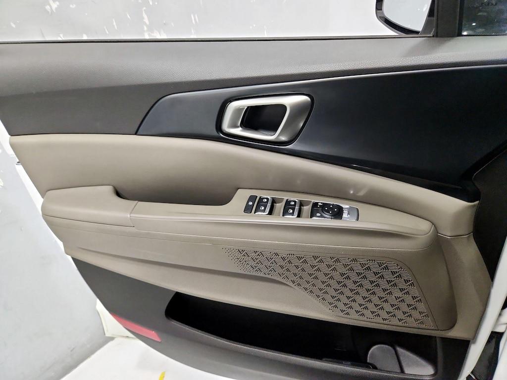 used 2025 Kia Carnival car, priced at $34,998