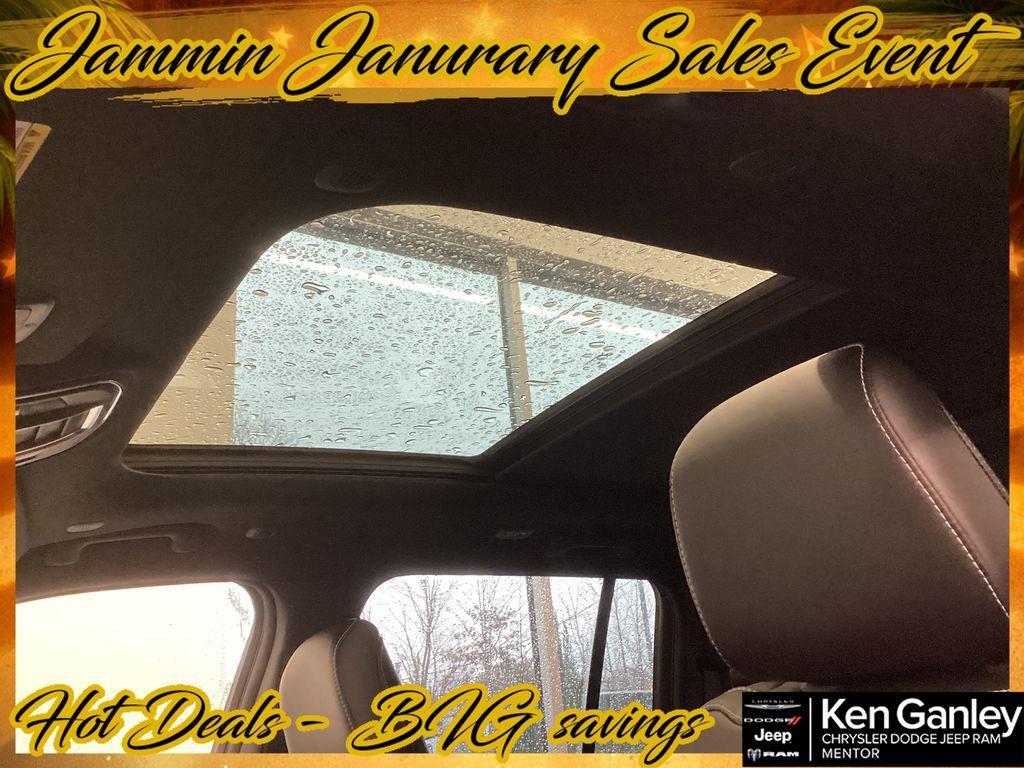 new 2025 Jeep Grand Cherokee car, priced at $43,023