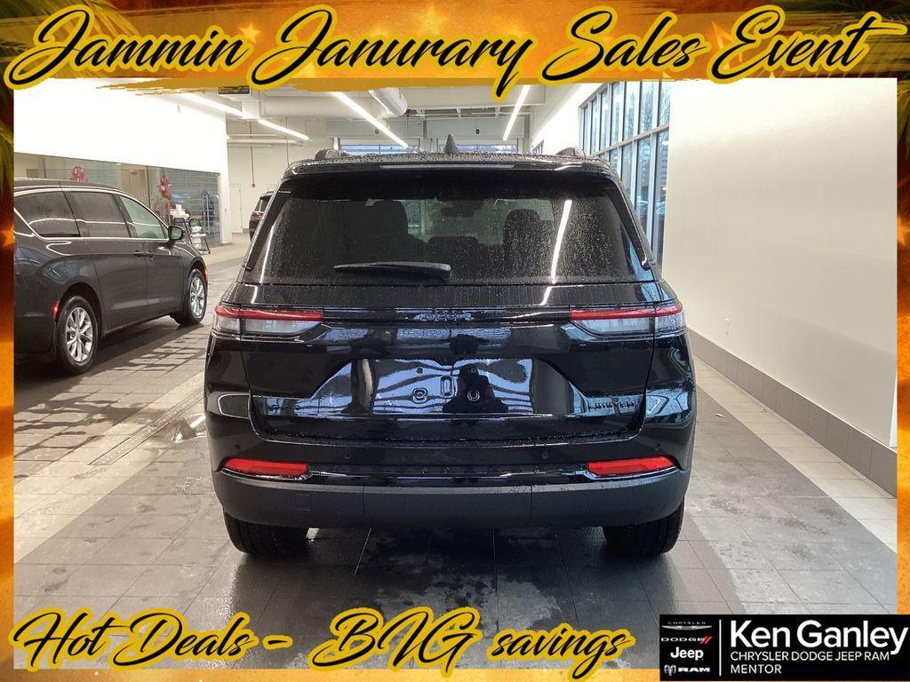 new 2025 Jeep Grand Cherokee car, priced at $43,023