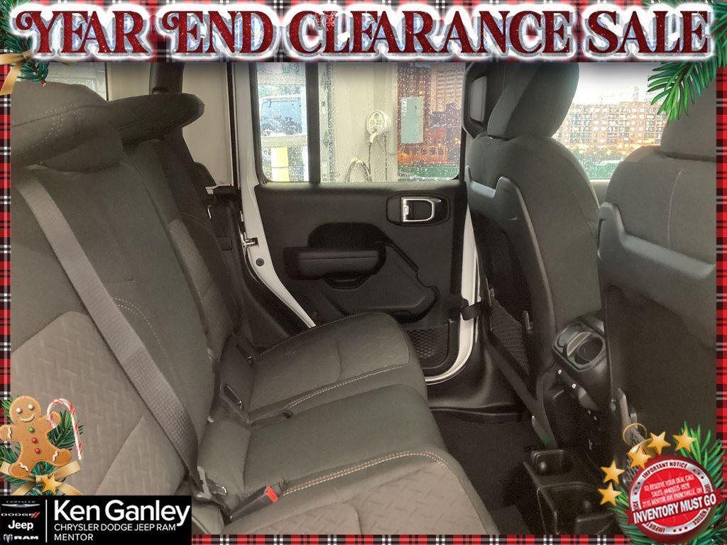 new 2026 Jeep Gladiator car, priced at $56,450