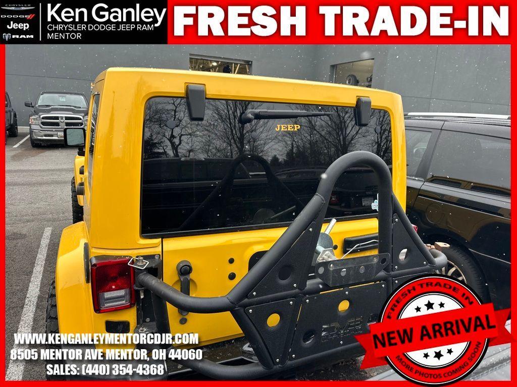 used 2015 Jeep Wrangler Unlimited car, priced at $13,900