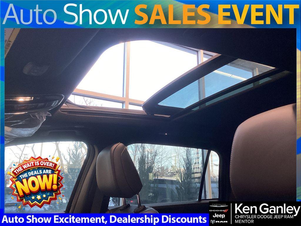 new 2026 Jeep Cherokee car, priced at $46,195