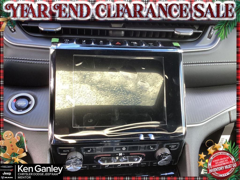 new 2025 Jeep Grand Cherokee car, priced at $44,480