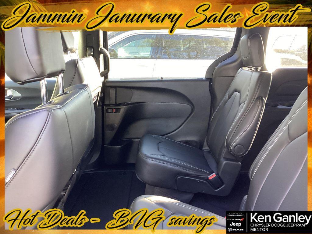 new 2026 Chrysler Pacifica car, priced at $42,919