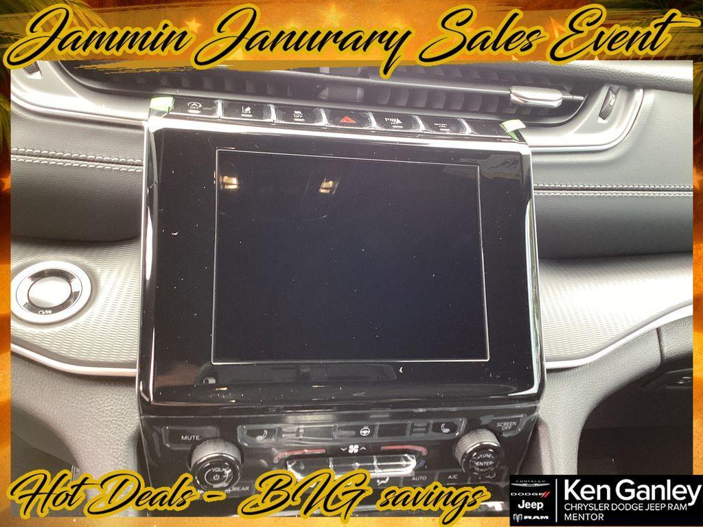 new 2025 Jeep Grand Cherokee L car, priced at $40,044