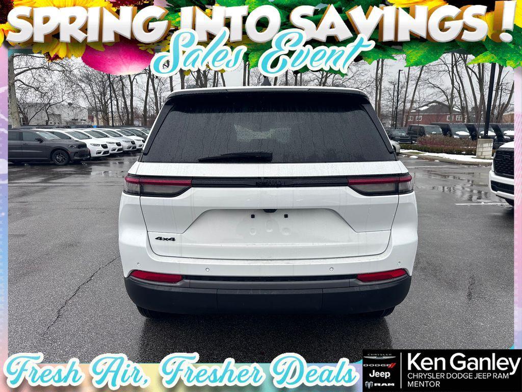 new 2026 Jeep Grand Cherokee car, priced at $40,999
