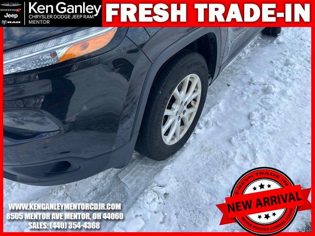 used 2015 Jeep Cherokee car, priced at $8,900