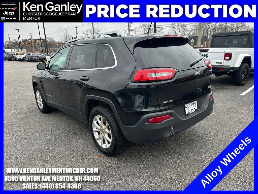 used 2015 Jeep Cherokee car, priced at $8,300