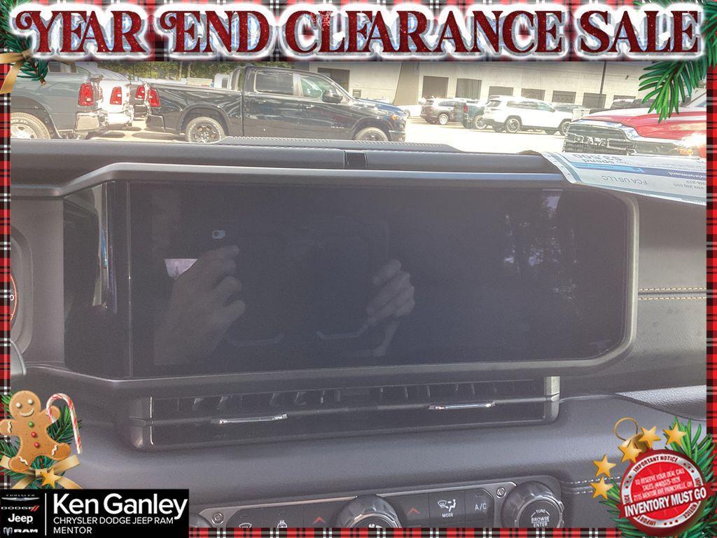 new 2025 Jeep Wrangler car, priced at $51,625