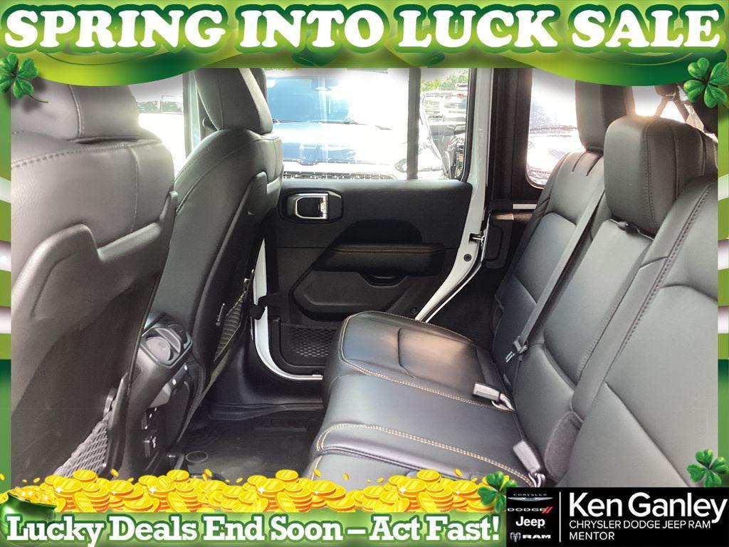 new 2025 Jeep Wrangler car, priced at $45,595