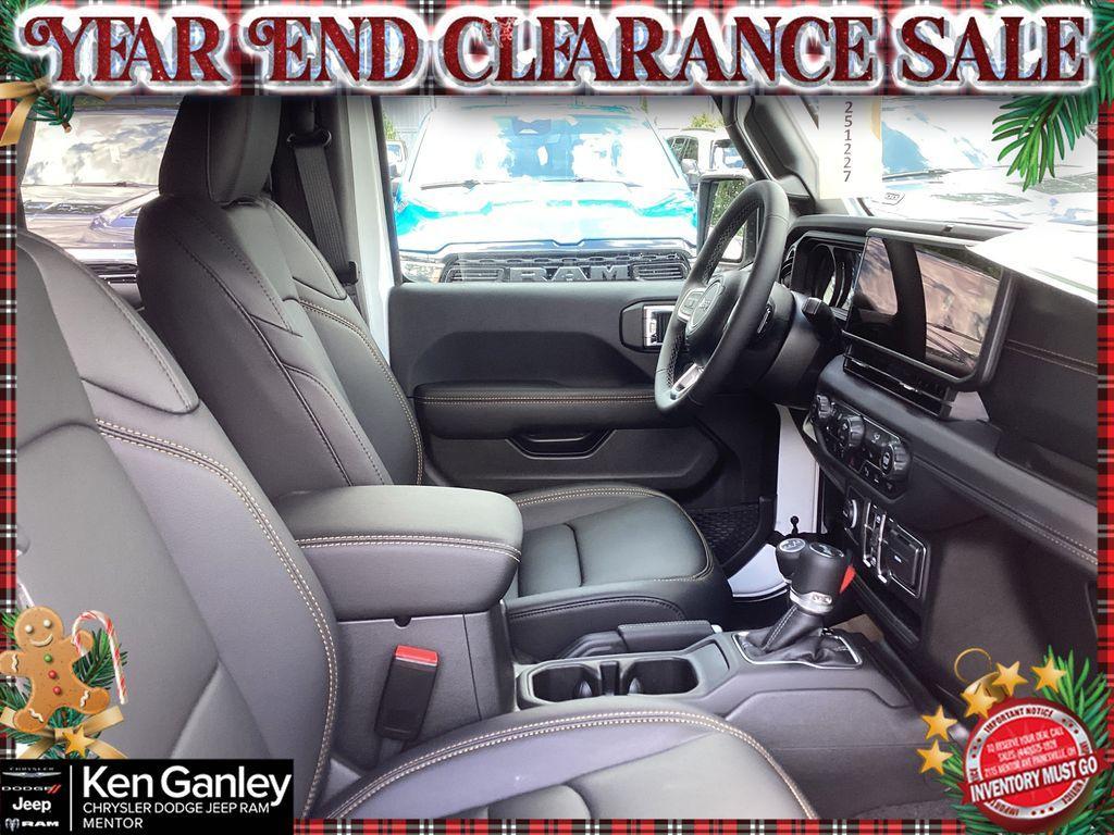 new 2025 Jeep Wrangler car, priced at $51,625