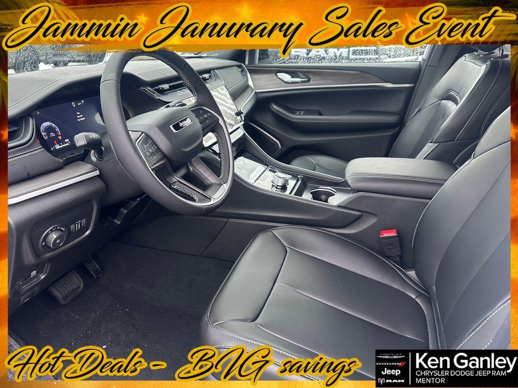 new 2026 Jeep Grand Cherokee car, priced at $46,342