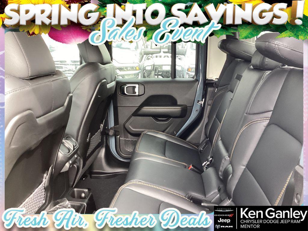 new 2026 Jeep Gladiator car, priced at $46,799