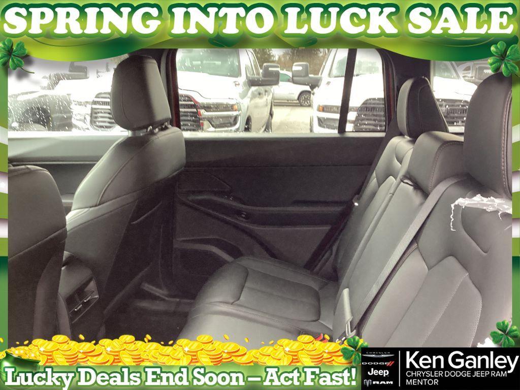 new 2026 Jeep Cherokee car, priced at $43,010