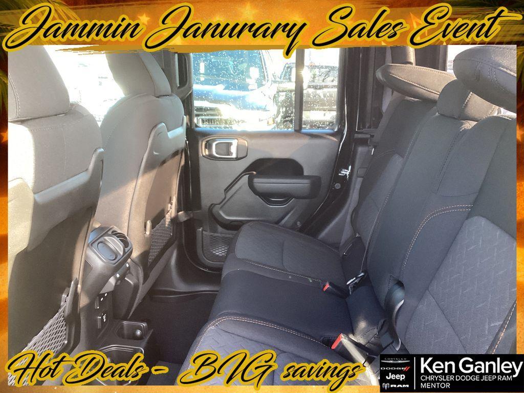 new 2026 Jeep Gladiator car, priced at $52,830