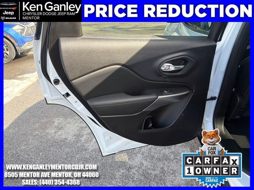 used 2022 Jeep Cherokee car, priced at $23,845