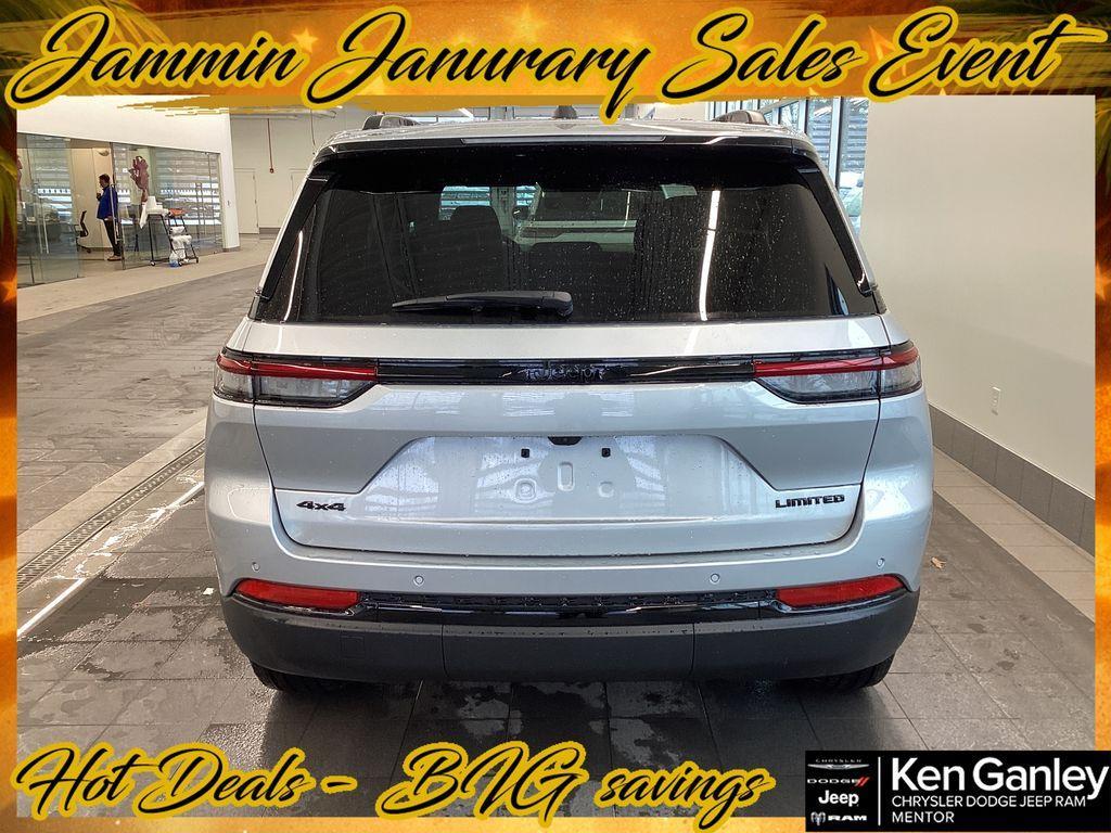 new 2025 Jeep Grand Cherokee car, priced at $43,023