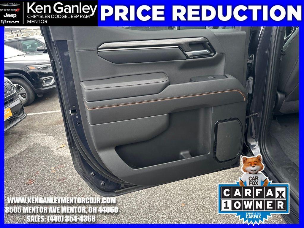 used 2022 GMC Sierra 1500 car, priced at $40,900