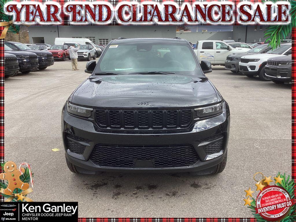 new 2025 Jeep Grand Cherokee car, priced at $38,754