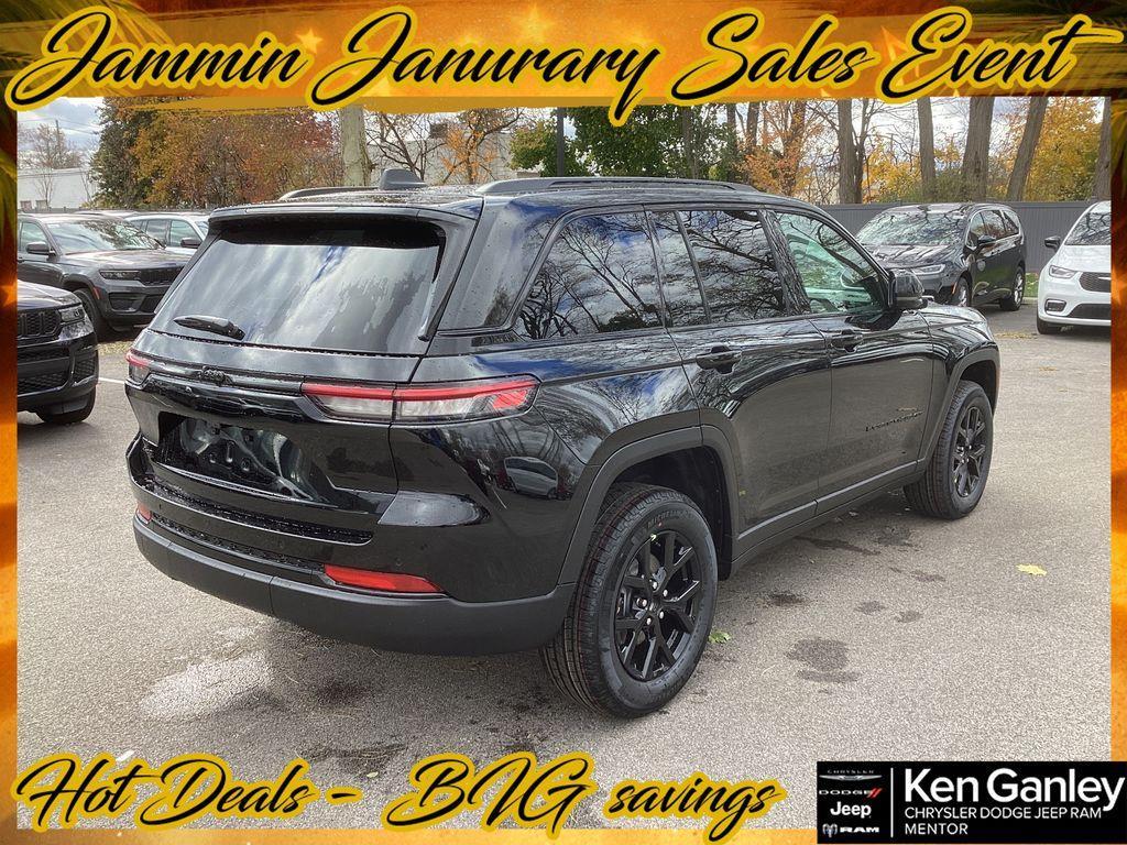 new 2025 Jeep Grand Cherokee car, priced at $38,004