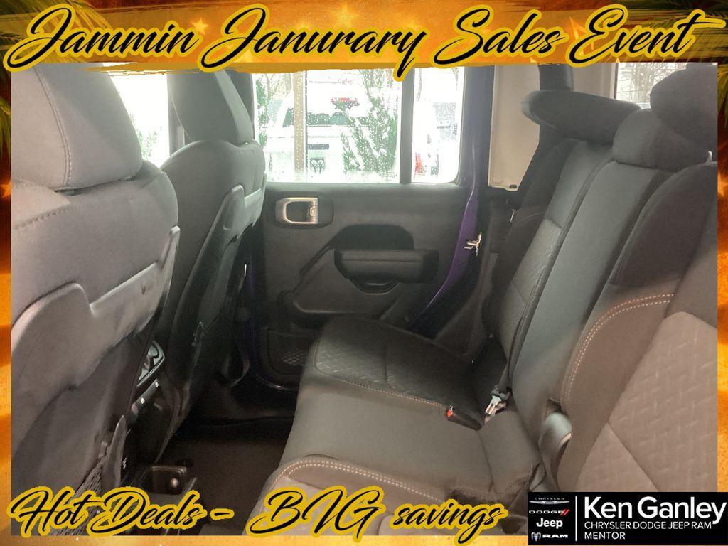 new 2026 Jeep Gladiator car, priced at $55,580