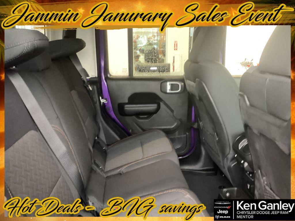 new 2026 Jeep Gladiator car, priced at $55,580