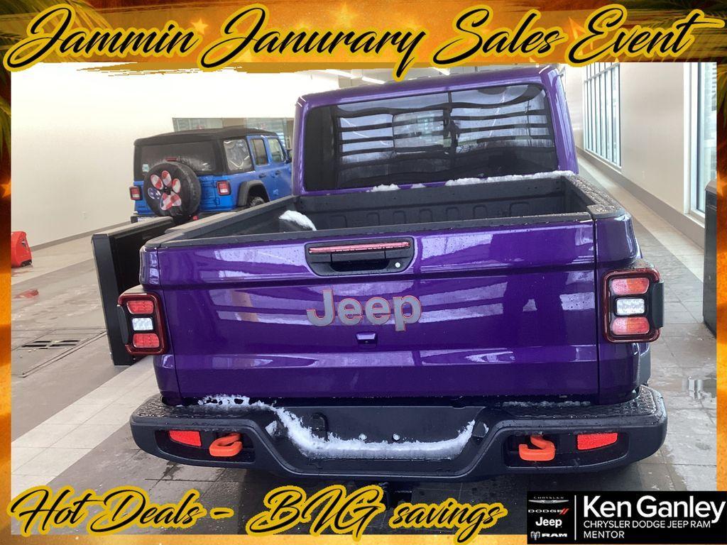 new 2026 Jeep Gladiator car, priced at $55,580