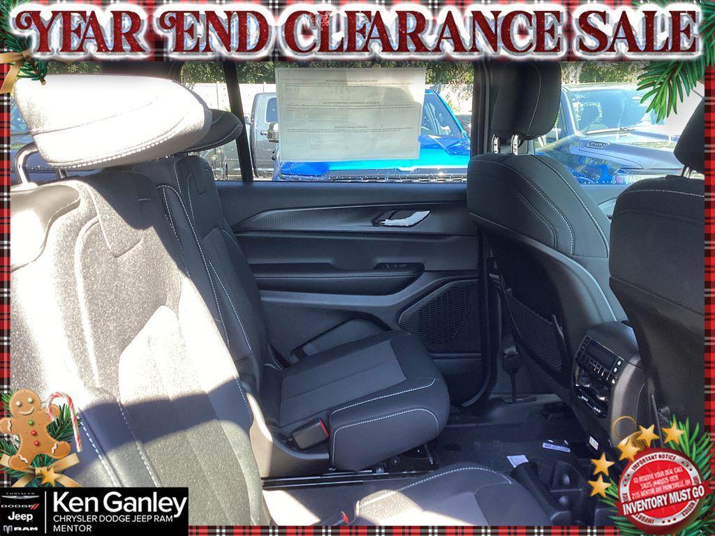 new 2025 Jeep Grand Cherokee L car, priced at $44,415