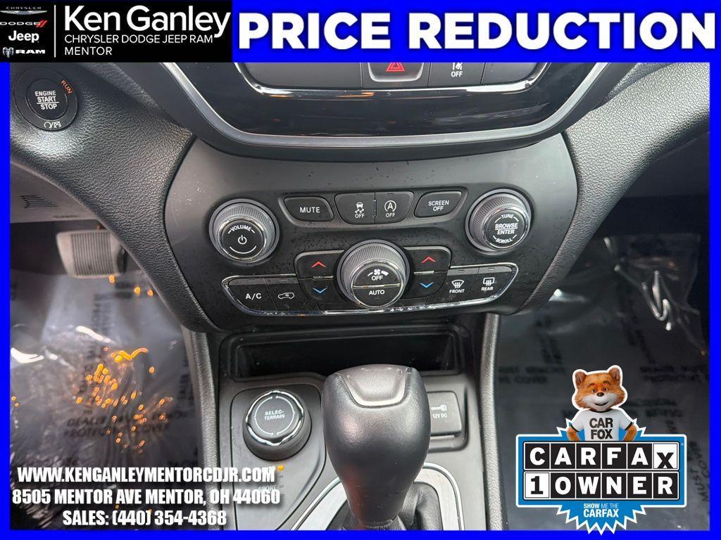 used 2022 Jeep Cherokee car, priced at $25,900