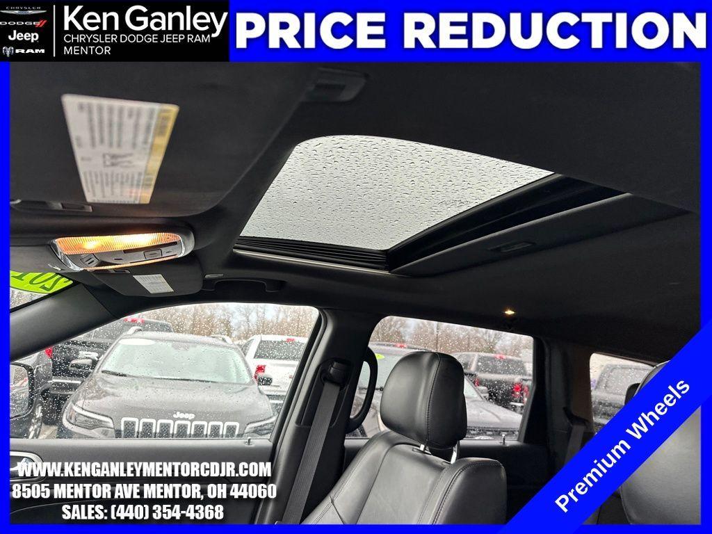 used 2019 Jeep Grand Cherokee car, priced at $17,900