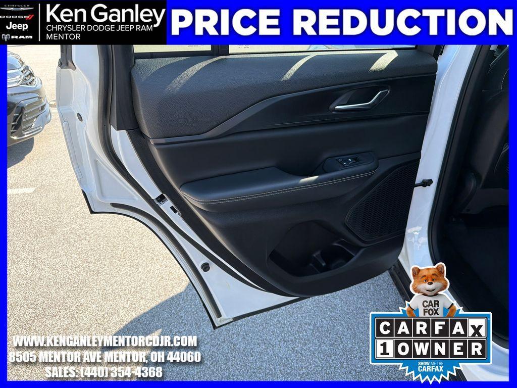 used 2023 Jeep Grand Cherokee car, priced at $28,248
