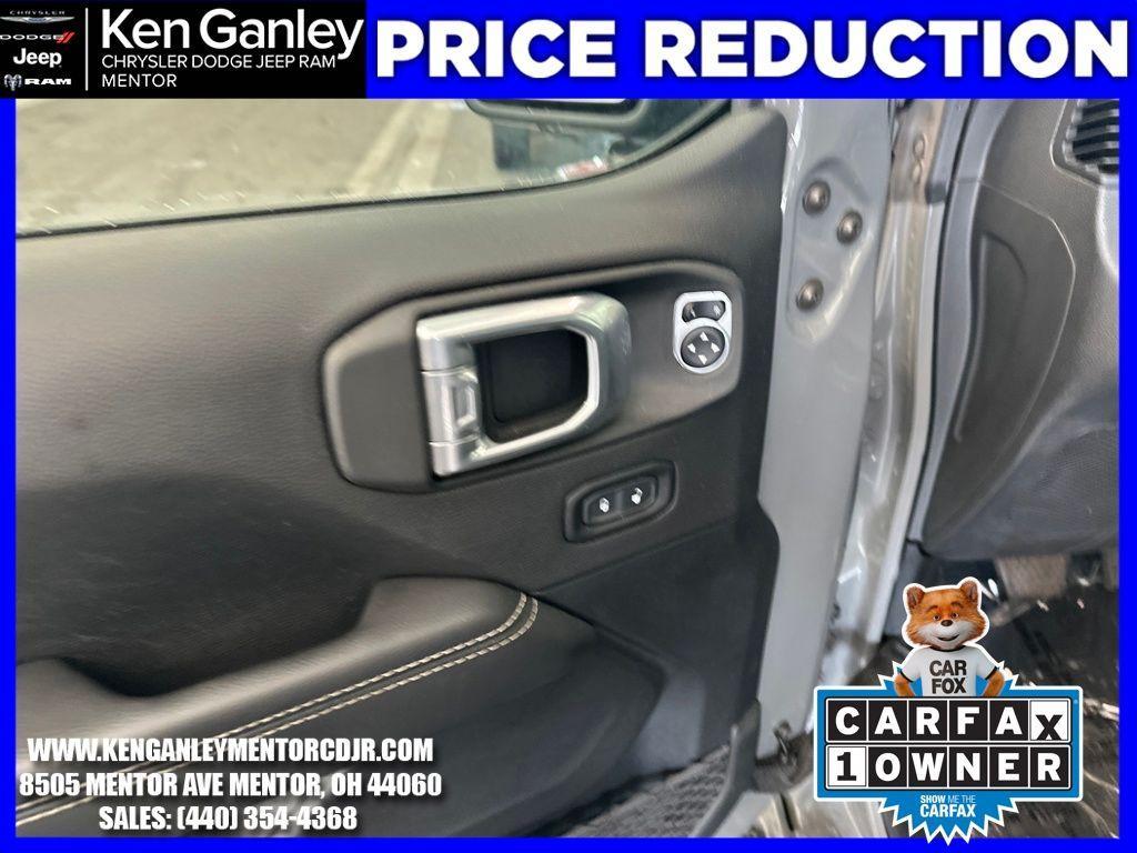 used 2021 Jeep Gladiator car, priced at $25,698