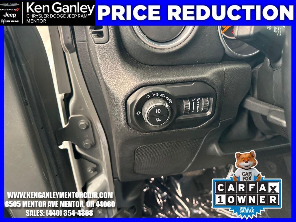 used 2021 Jeep Gladiator car, priced at $25,698