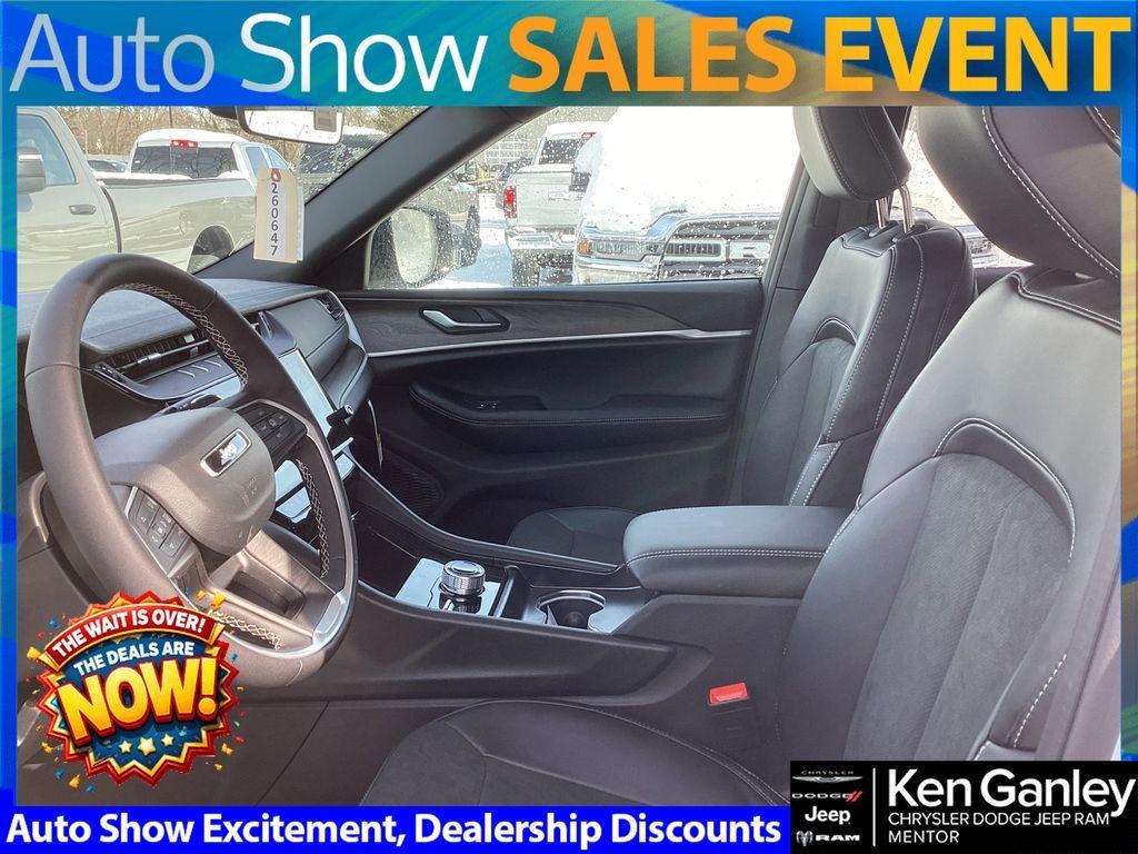 new 2026 Jeep Grand Cherokee L car, priced at $46,894