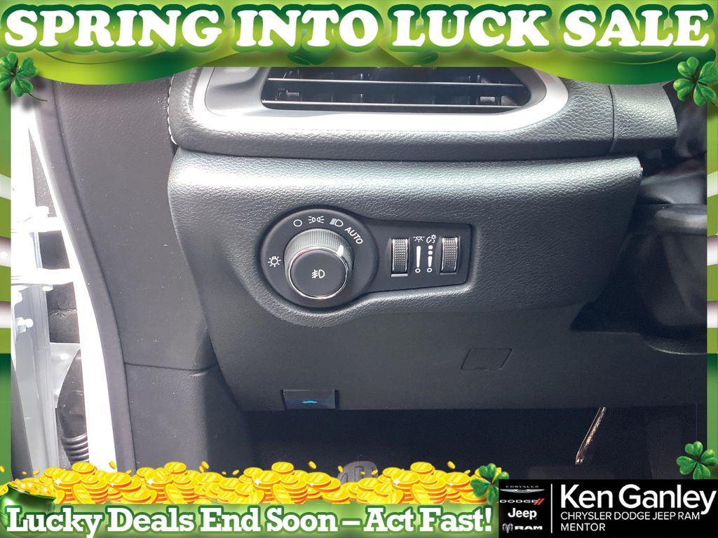 new 2026 Chrysler Pacifica car, priced at $43,267