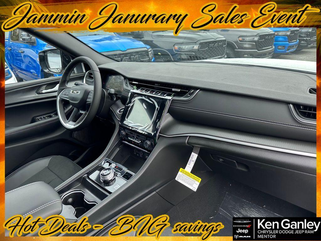 new 2025 Jeep Grand Cherokee car, priced at $36,572