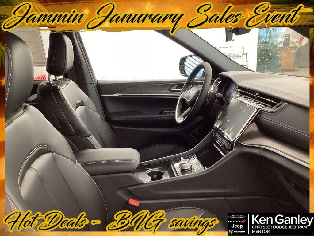 new 2025 Jeep Grand Cherokee car, priced at $42,487