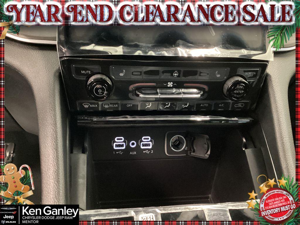 new 2025 Jeep Grand Cherokee car, priced at $43,237