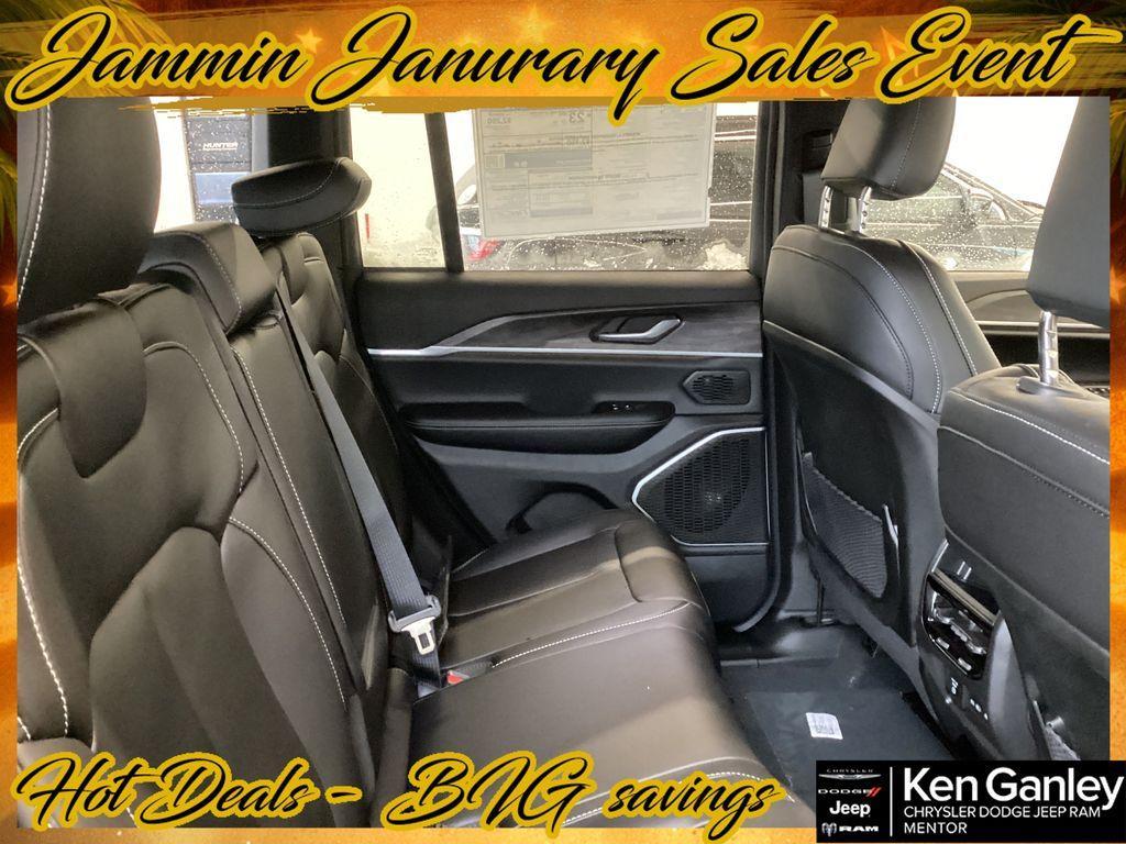 new 2026 Jeep Grand Cherokee car, priced at $47,778