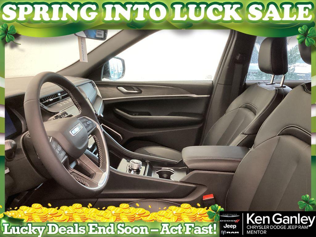 new 2026 Jeep Grand Cherokee car, priced at $47,878