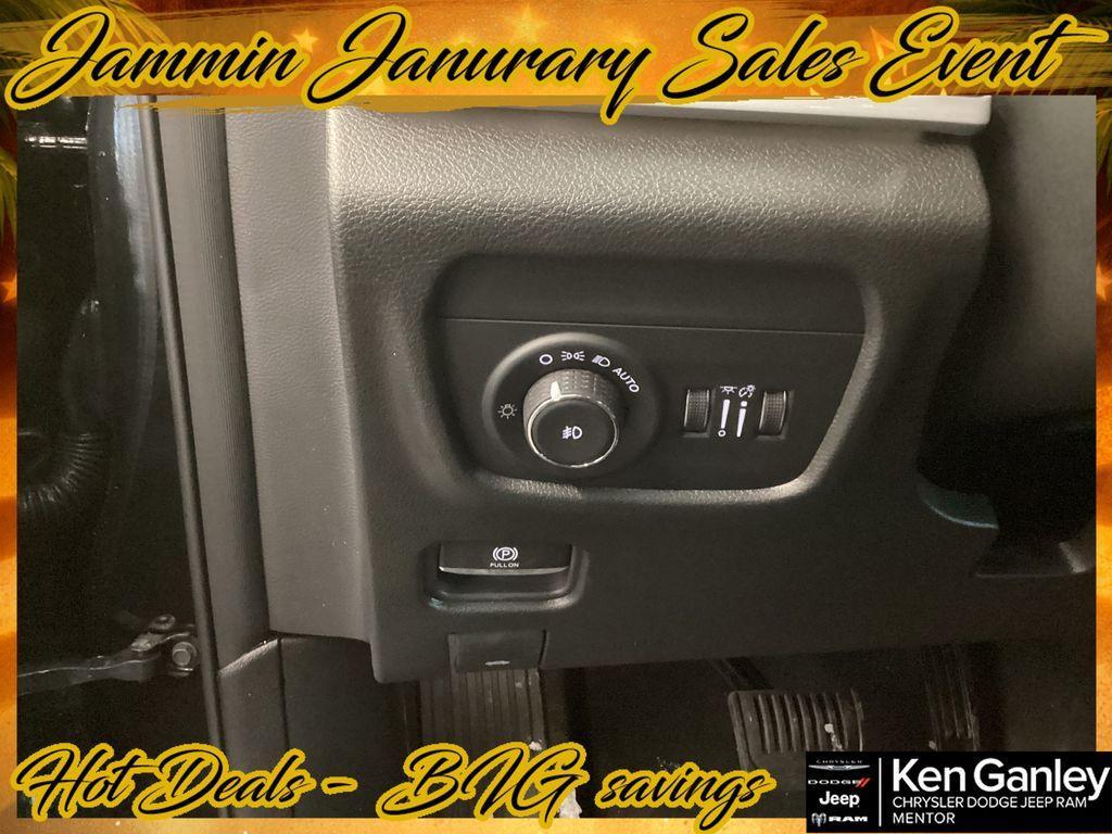 new 2026 Jeep Grand Cherokee car, priced at $47,778