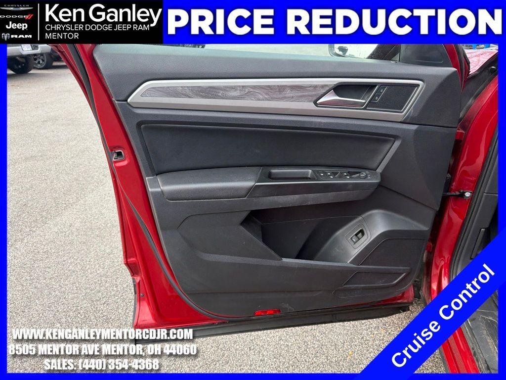 used 2020 Volkswagen Atlas Cross Sport car, priced at $19,542