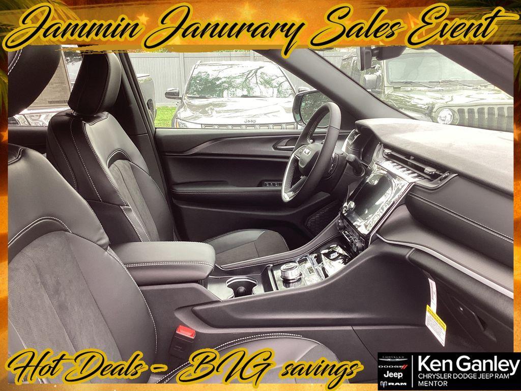 new 2025 Jeep Grand Cherokee car, priced at $46,135