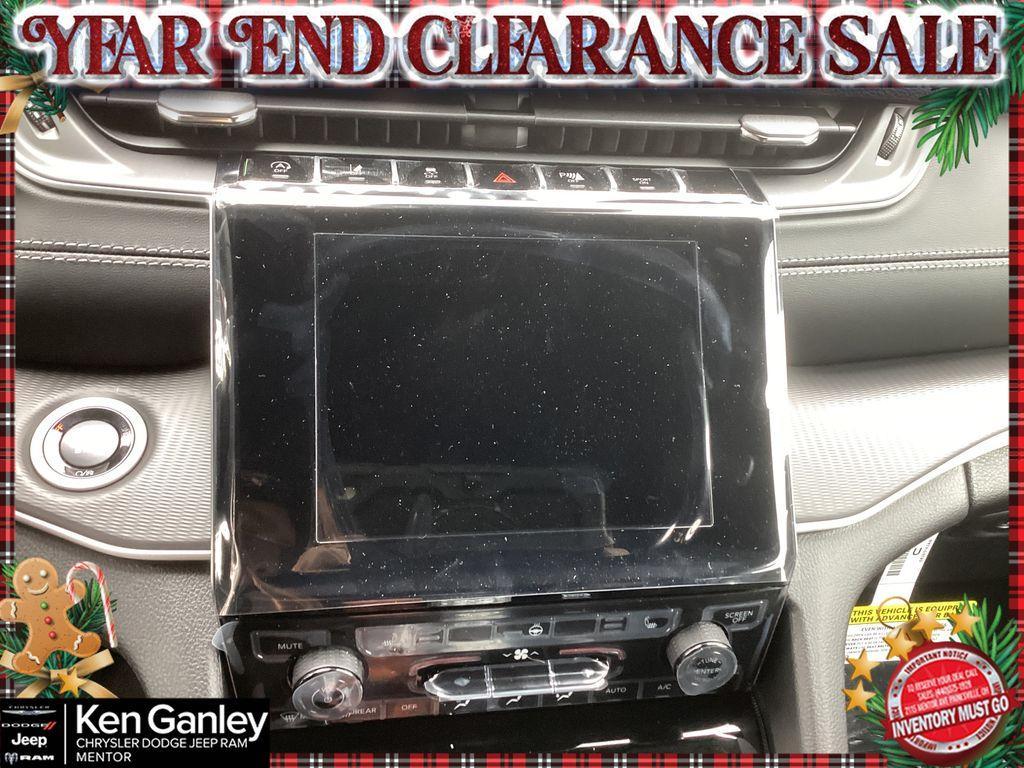 new 2025 Jeep Grand Cherokee car, priced at $46,135