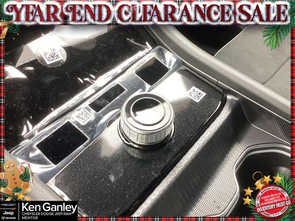 new 2025 Jeep Grand Cherokee car, priced at $46,135