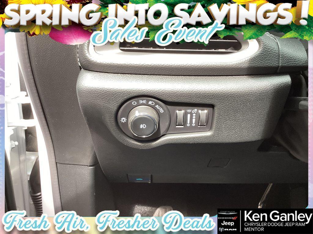 new 2026 Chrysler Pacifica car, priced at $43,019