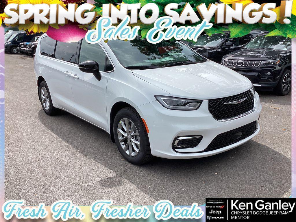 new 2026 Chrysler Pacifica car, priced at $43,019