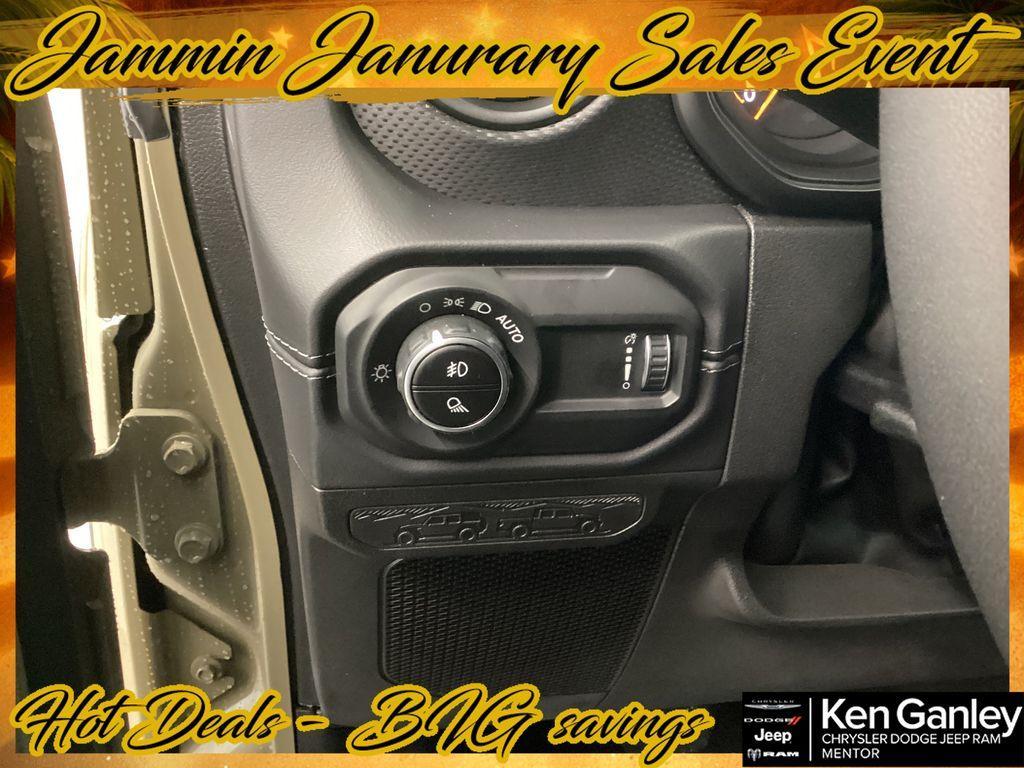 new 2026 Jeep Gladiator car, priced at $53,385