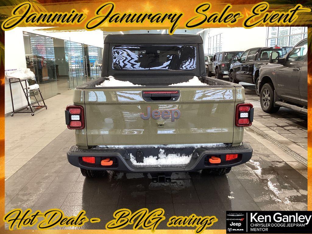 new 2026 Jeep Gladiator car, priced at $53,385