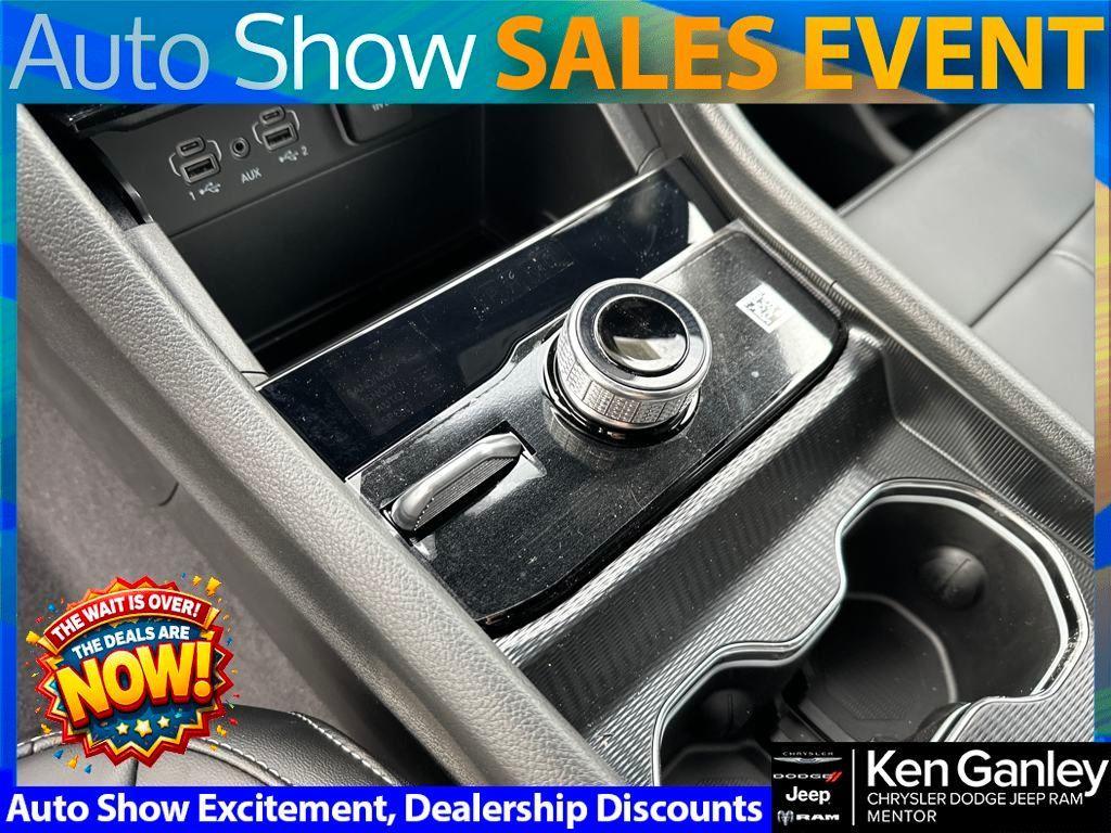 new 2025 Jeep Grand Cherokee L car, priced at $45,669